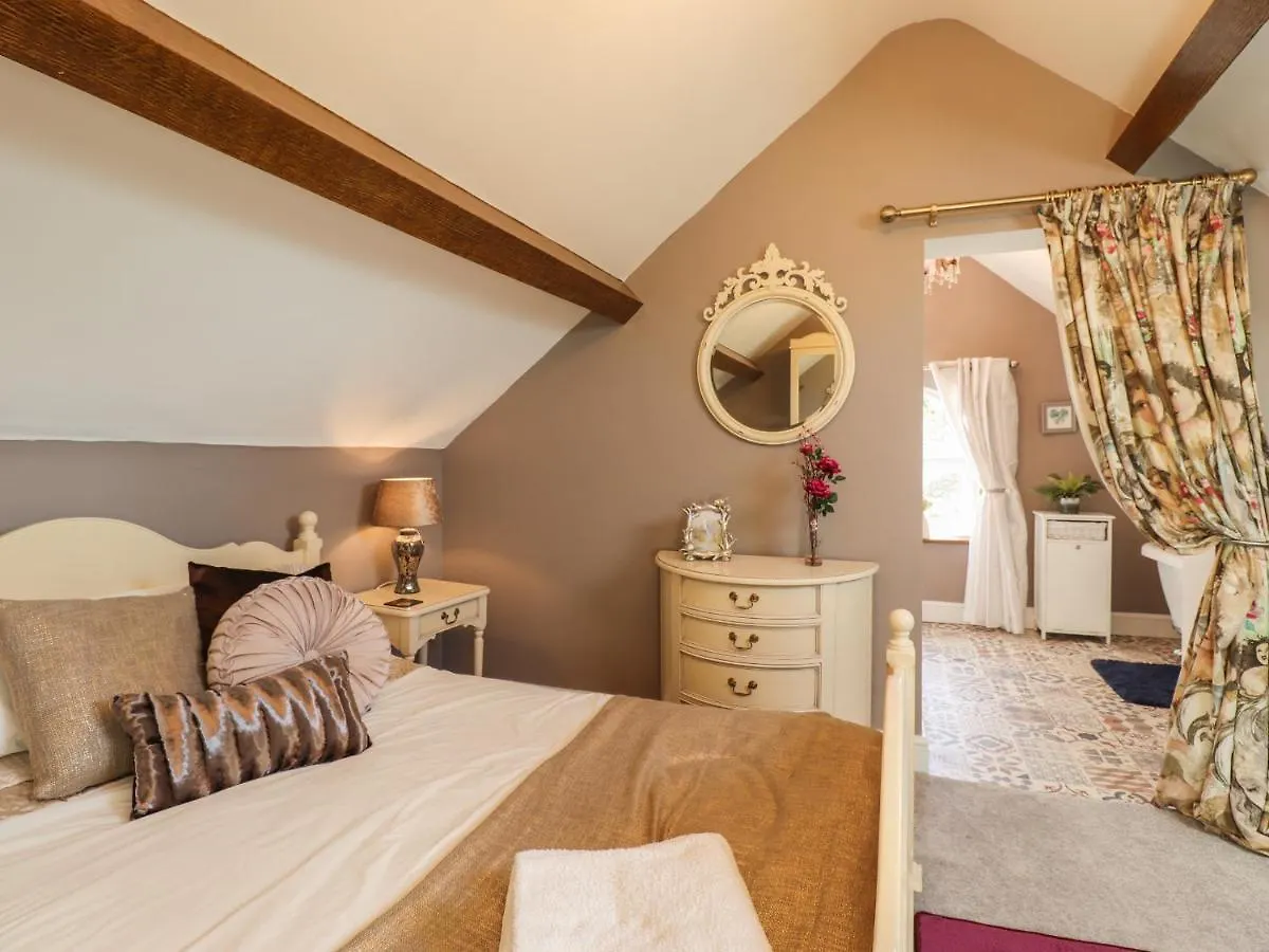 Holiday home Stanley Barn Villa Brampton  United Kingdom